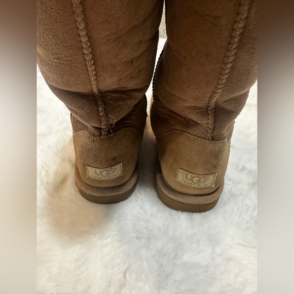 UGG Classic Tall II Boot - Picture 6 of 11